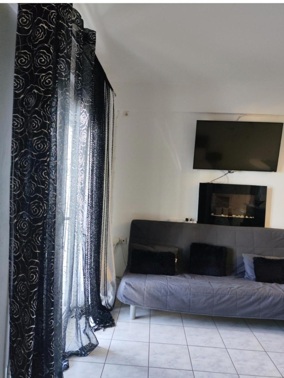 Ελένη Apartment Megalochori  Exterior photo